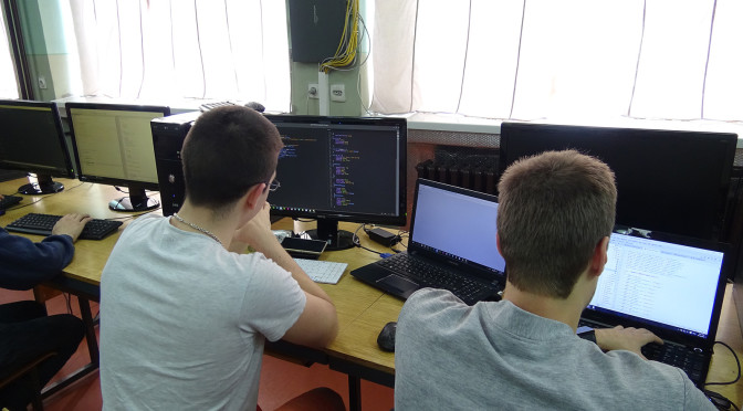 Studentski hakatoni kao stecište znanja i veština
