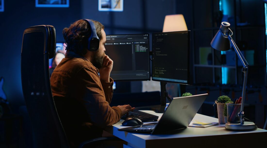 Rad od kuće bez sagorevanja: Kako postaviti granice i sačuvati motivaciju